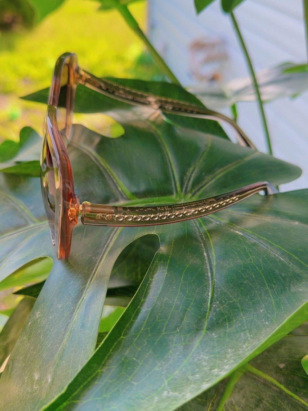 Coach Women’s Oversized Brown Gradient Sunglasses - Picture 2 of 3